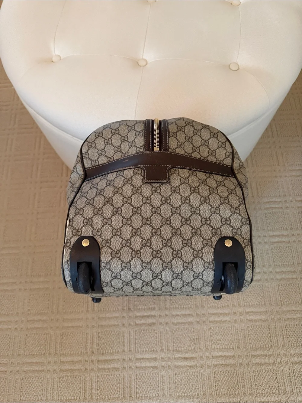 Authentic Gucci Beige Brown GG Supreme Rolling Duffel with Dark Brown Trim